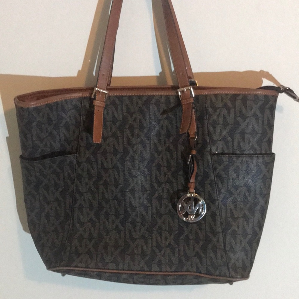 New-Noble Exchange NX Signature Print Dark Brown